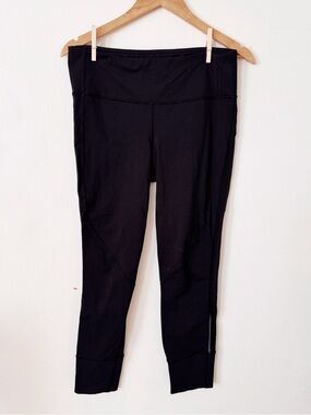 Lululemon Black joggers with mesh panel size 10